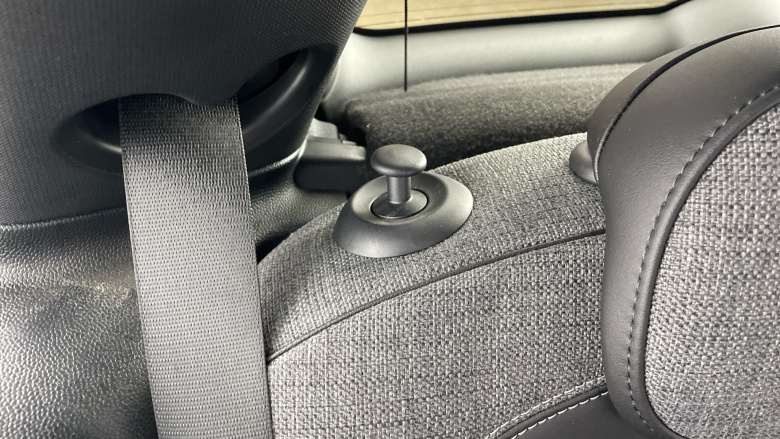 MINI Hatchback 135kW Cooper S Level 2 33kWh 3dr Auto Electric Hatchback